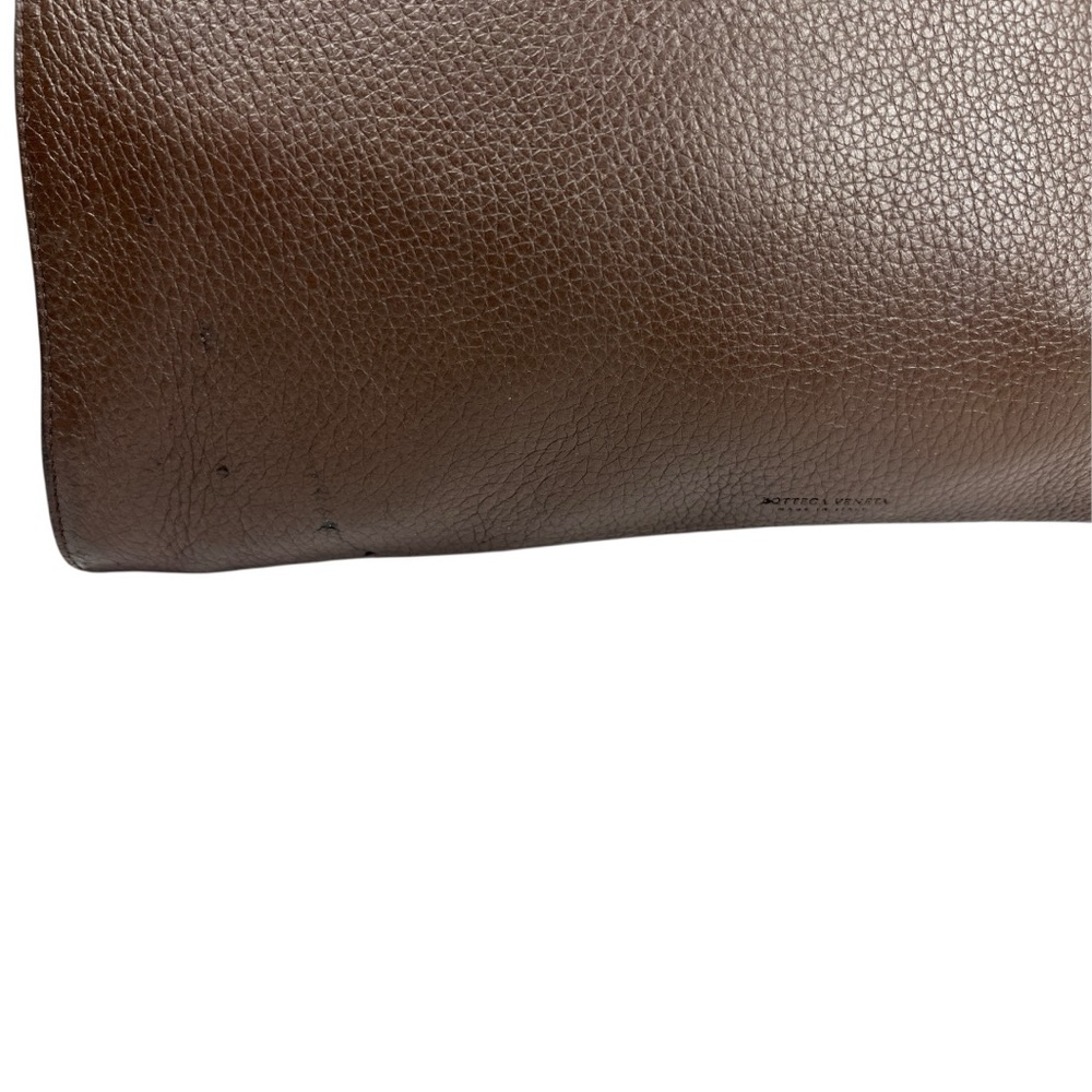 Authentic Bottega Veneta Pebbled Brown Leather Zip Pouch, Clutch - Picture 9 of 14